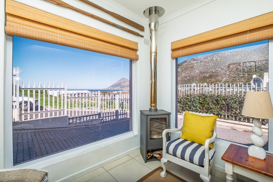 3 Bedroom Property for Sale in Glencairn Heights Western Cape